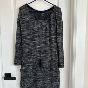 LOFT Women's Charcoal and Black Long Sleeve Dress